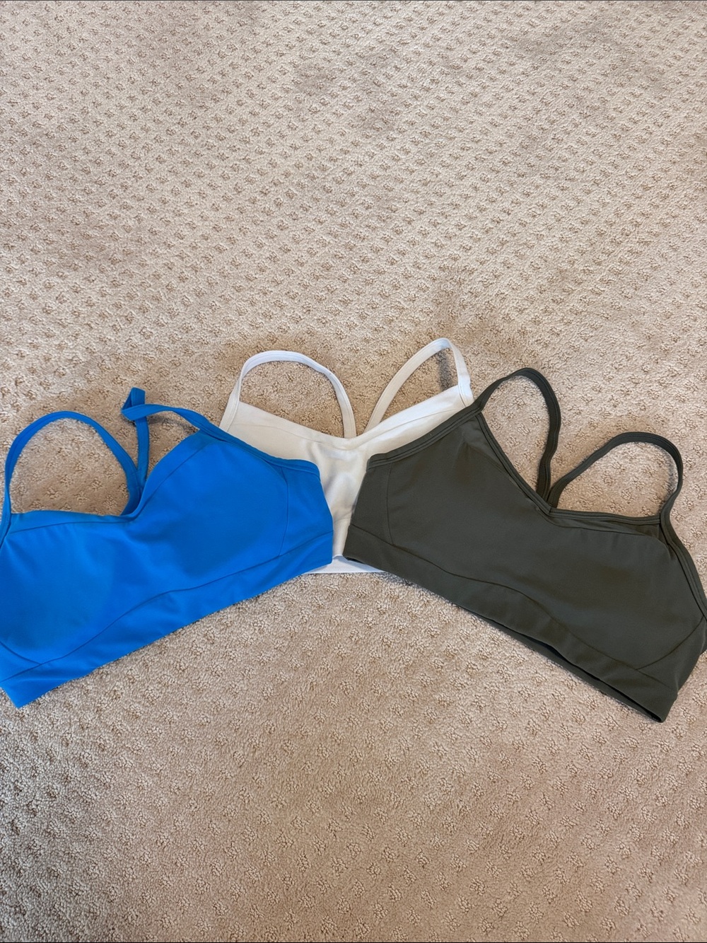 Athleta vital sports bra a-c size medium